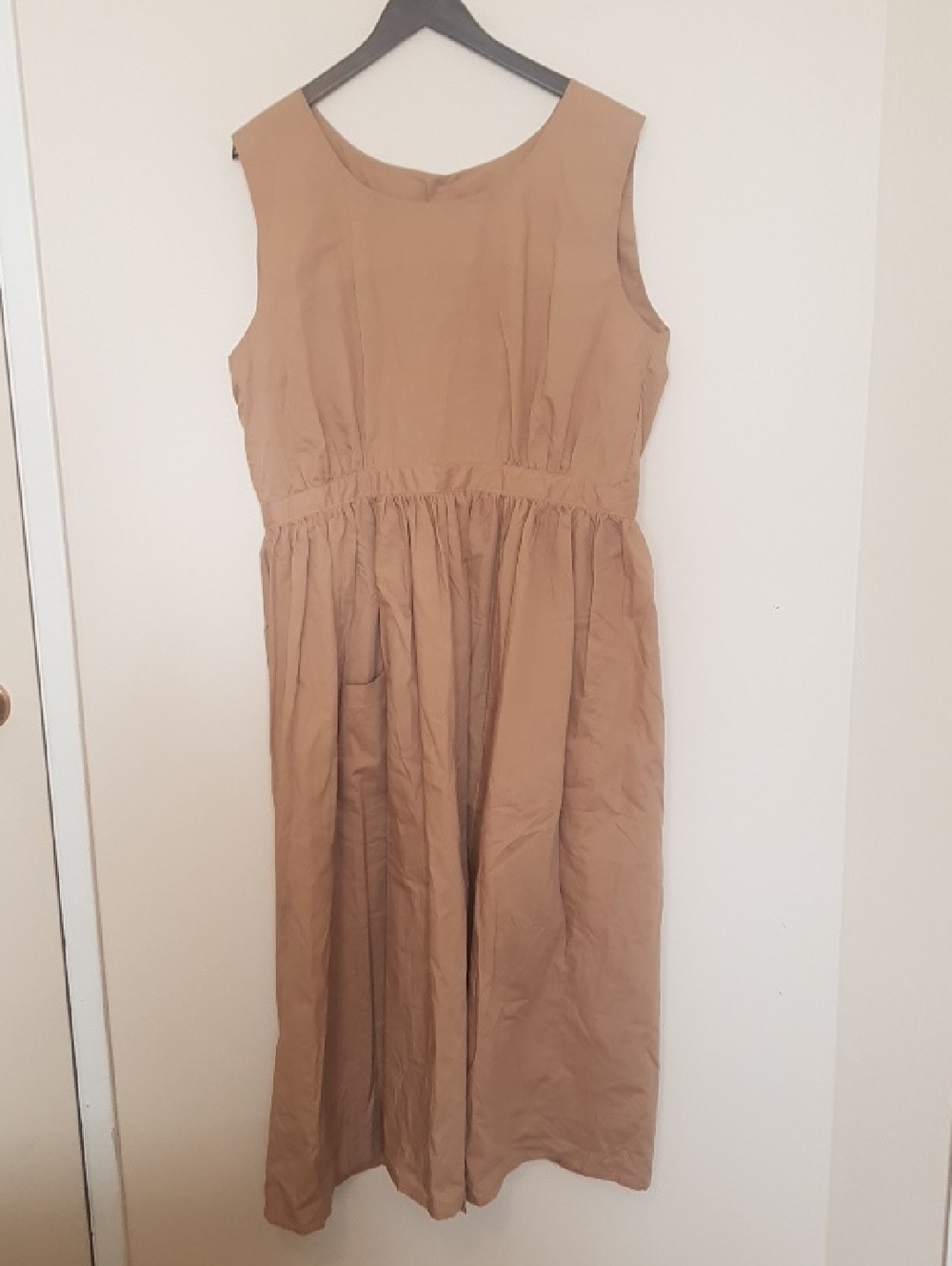 Sleeveless Tan Handmade House apron
